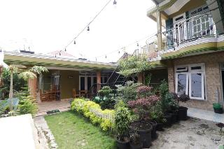 Waroeng Transit & Depary Homestay by ZUZU otel fotoğrafı