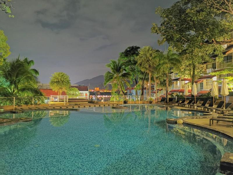 Chanalai Flora Resort - Havuz