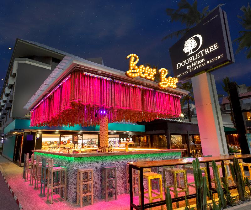 DoubleTree by Hilton Phuket Banthai Resort - Bar