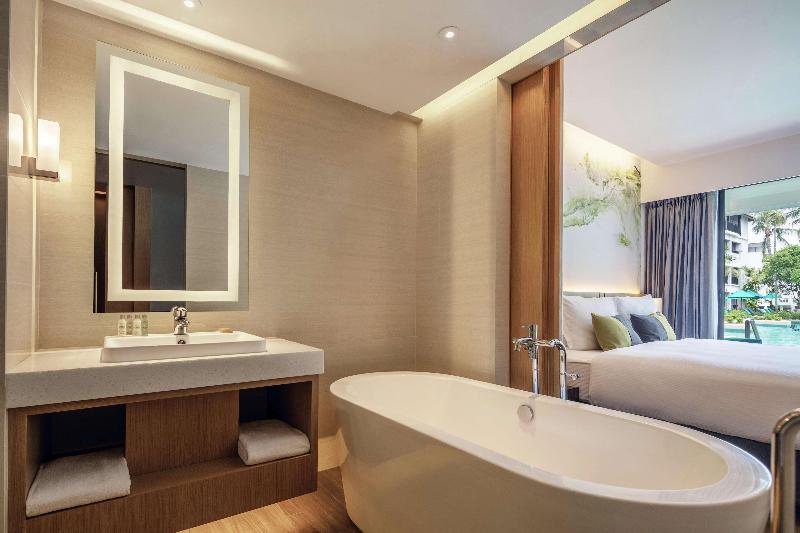 DoubleTree by Hilton Phuket Banthai Resort - Oda