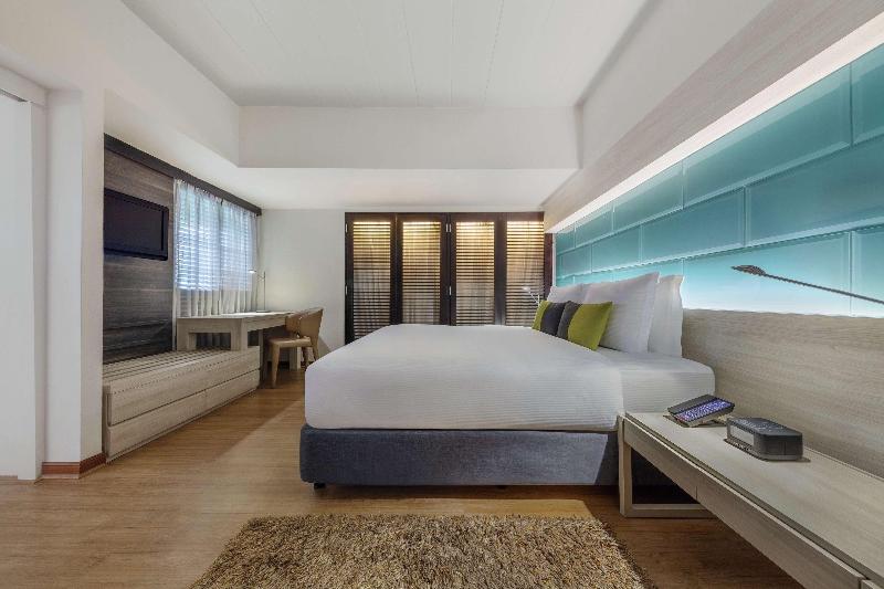 DoubleTree by Hilton Phuket Banthai Resort - Oda