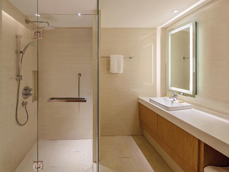 DoubleTree by Hilton Phuket Banthai Resort - Oda
