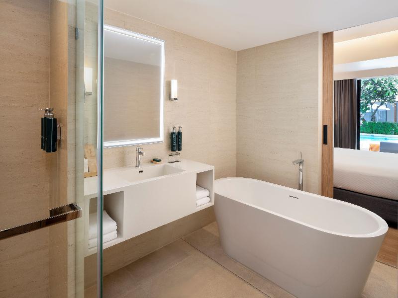 DoubleTree by Hilton Phuket Banthai Resort - Oda
