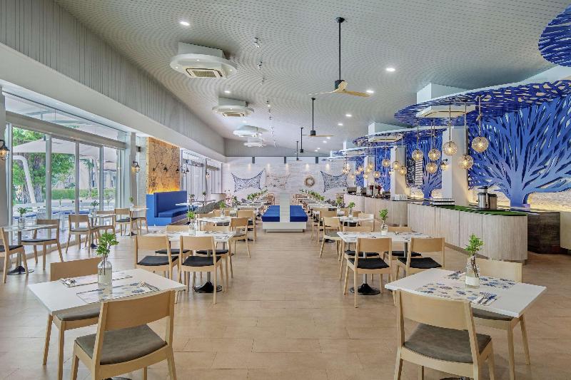 DoubleTree by Hilton Phuket Banthai Resort - Restoran