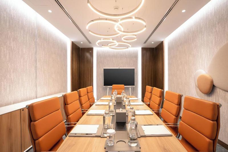 The First Collection Dubai Business Bay - Toplantı
