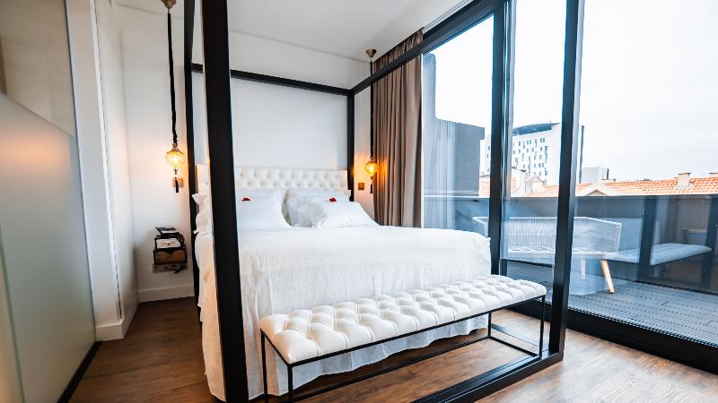 Hills Hotel Lisboa - Oda