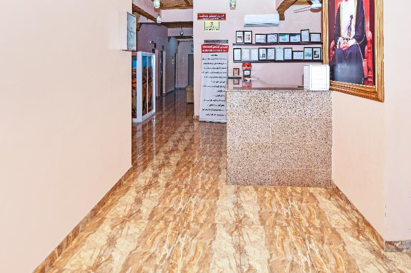 Oyo 139 Al Ghadeer Hotel Apartments - Lobi