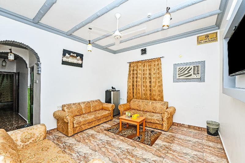 Oyo 139 Al Ghadeer Hotel Apartments - Oda