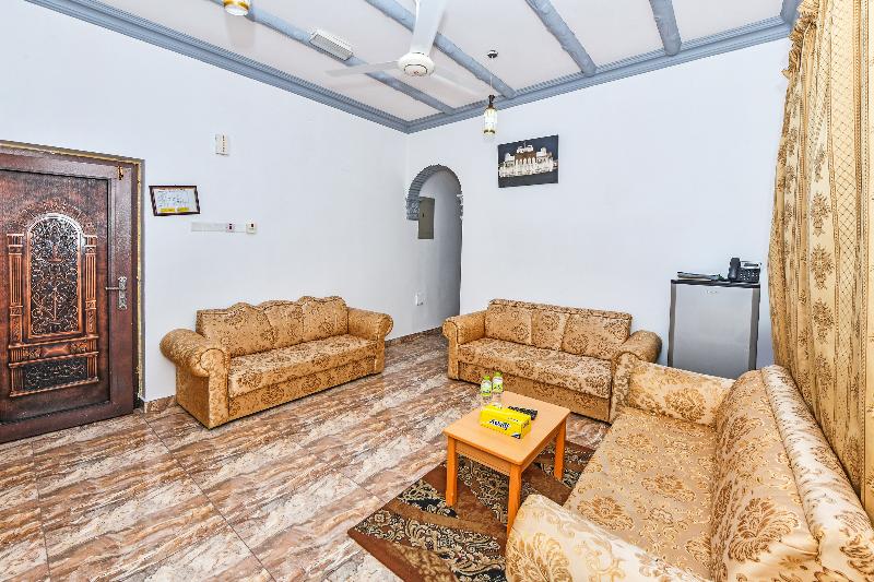 Oyo 139 Al Ghadeer Hotel Apartments - Oda