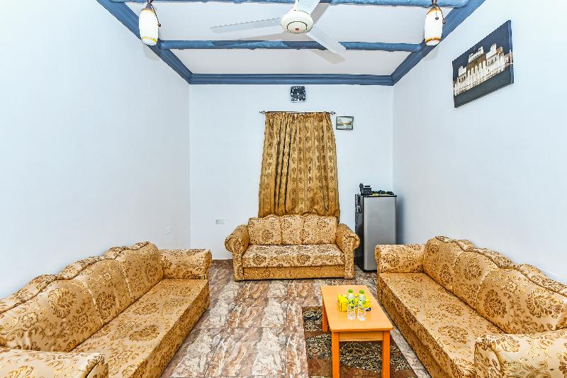 Oyo 139 Al Ghadeer Hotel Apartments - Oda
