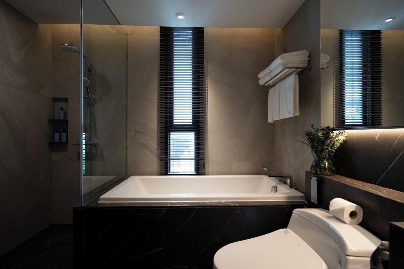 Walton Suites Sukhumvit - Oda