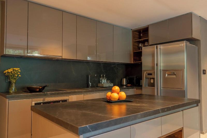 Walton Suites Sukhumvit - Oda