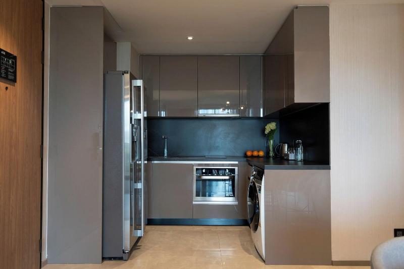 Walton Suites Sukhumvit - Oda