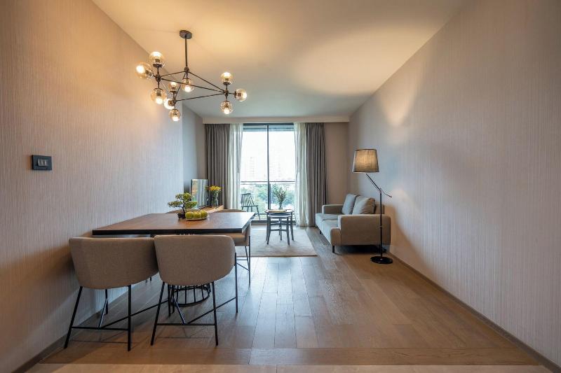 Walton Suites Sukhumvit - Oda