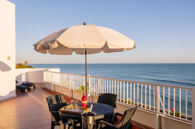 Monicca Collection Suites & Residences - Oda