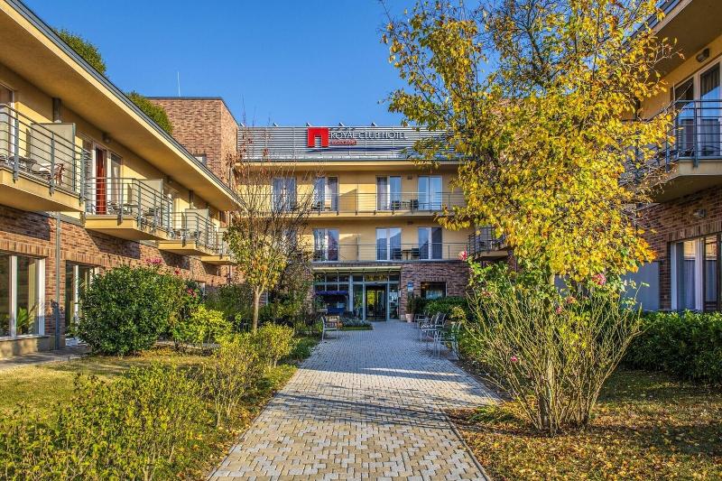 Royal Club Hotel - Genel