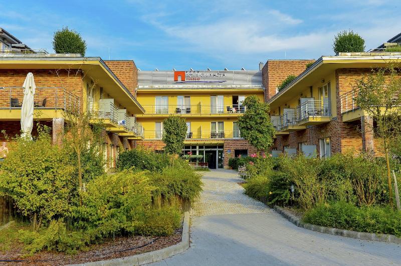 Royal Club Hotel - Genel