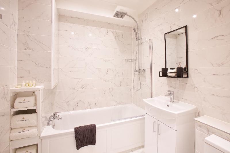 Avari Apartments - Winchester Collection - Oda