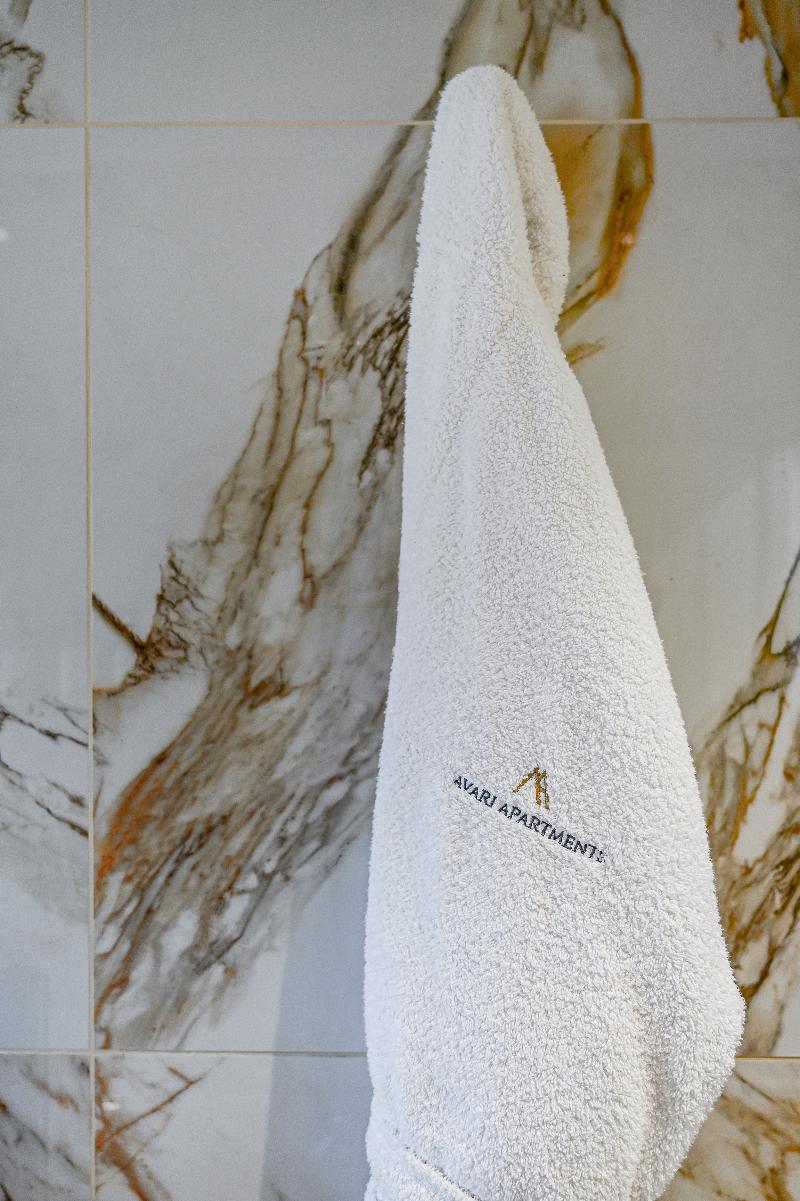Avari Apartments - Winchester Collection - Oda