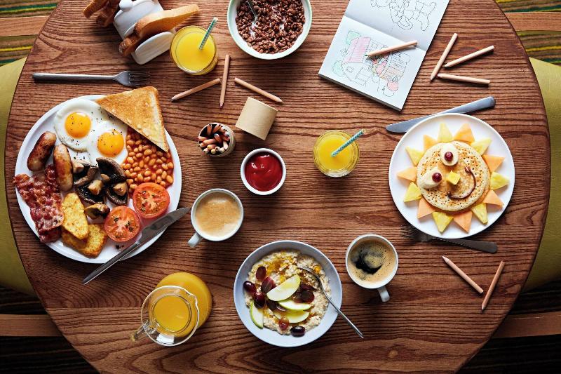 Premier Inn Dubai Barsha Heights - Restoran