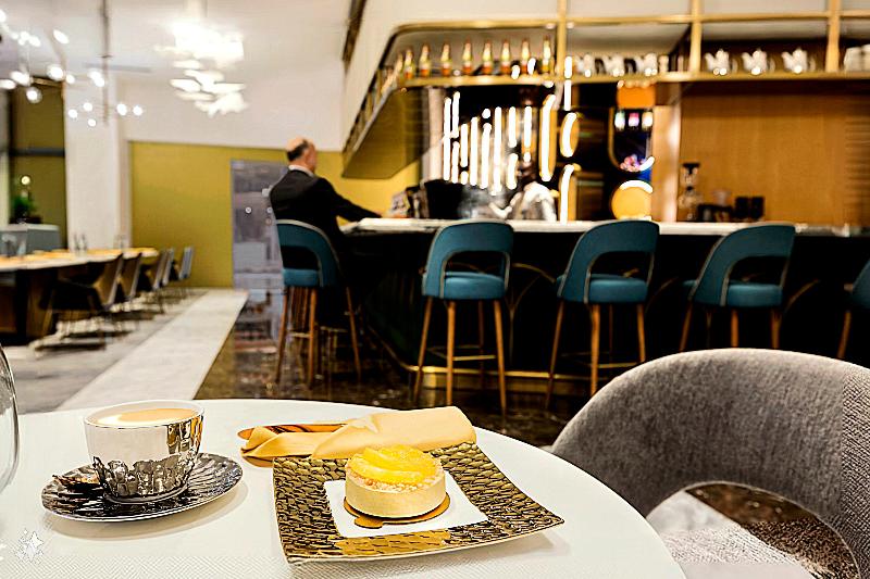 Velero Hotel Doha Lusail - Restoran