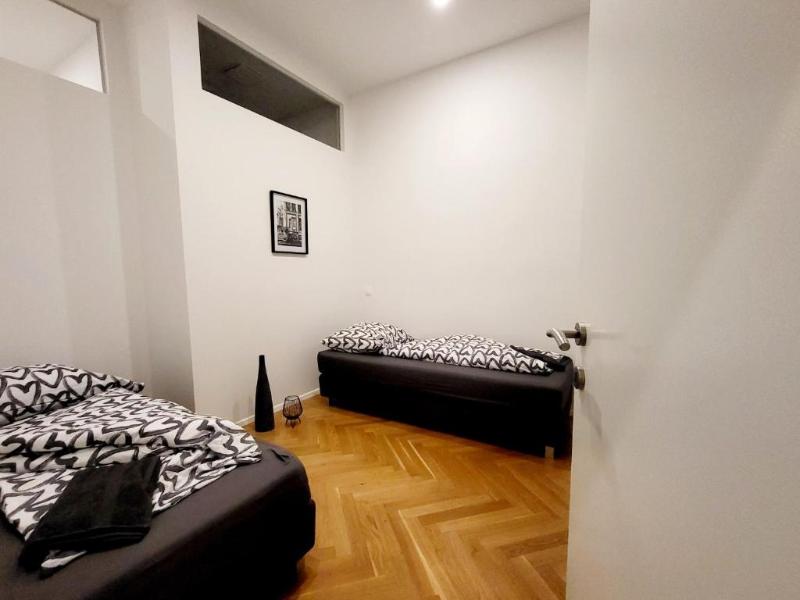 Real Living Apartments Vienna - Genel