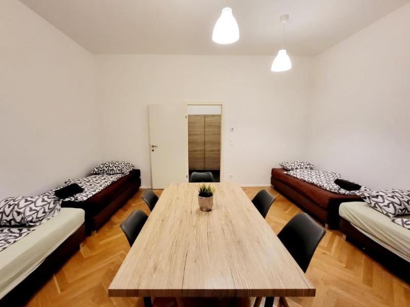 Real Living Apartments Vienna - Genel