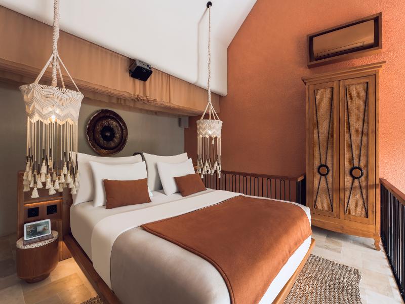 Cyrus Villa Seminyak by Ini Vie Hospitality - Oda