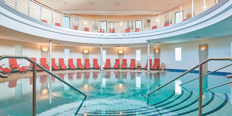 Dampland - Ostseehotel Midgard - Havuz