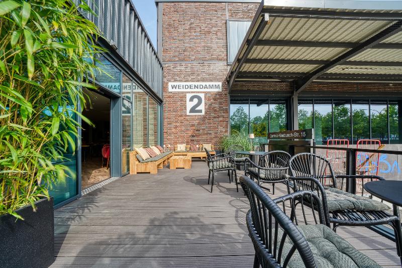 Vienna House Easy by Wyndham Hannover City - Teras
