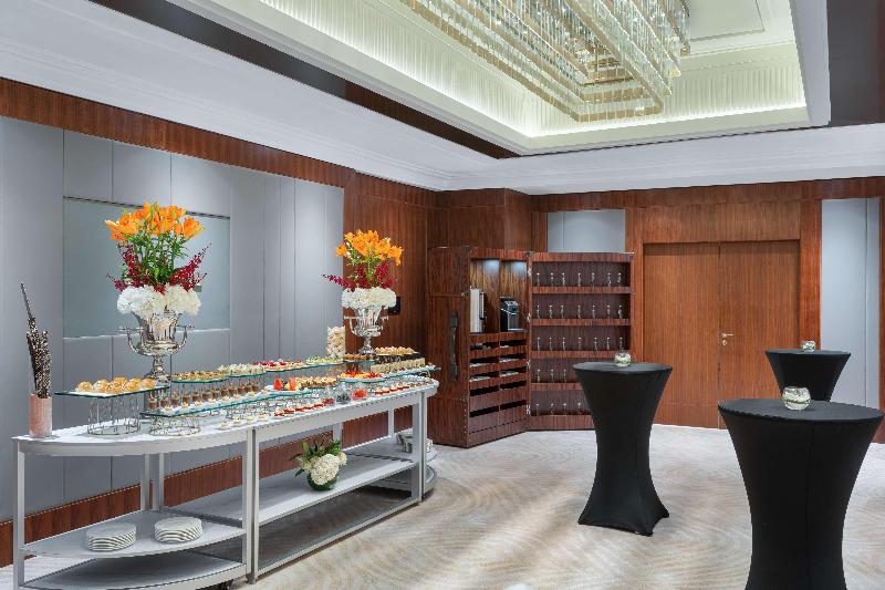 The Plaza Doha, LXR Hotels & Resorts - Toplantı