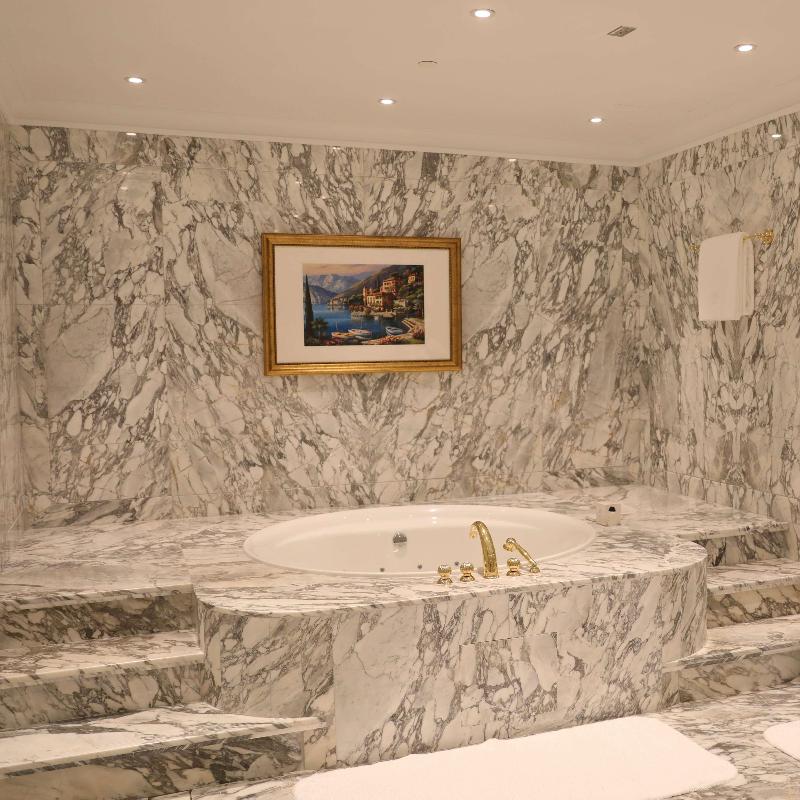 The Plaza Doha, LXR Hotels & Resorts - Oda
