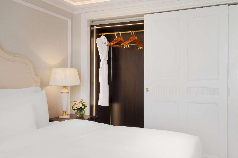 The Plaza Doha, LXR Hotels & Resorts - Oda