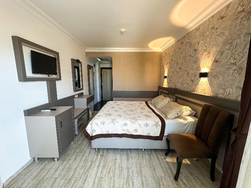 Monte Carlo Hotel - Oda