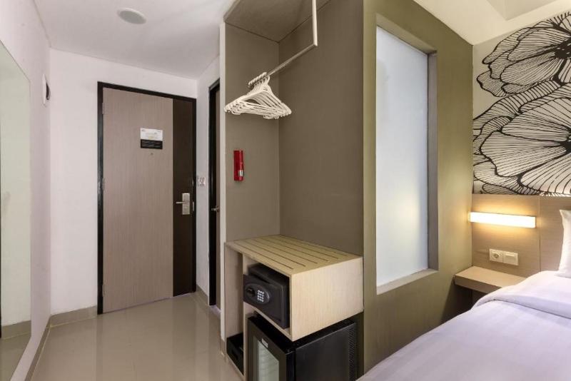 Hotel Neo Gading Solo - Oda