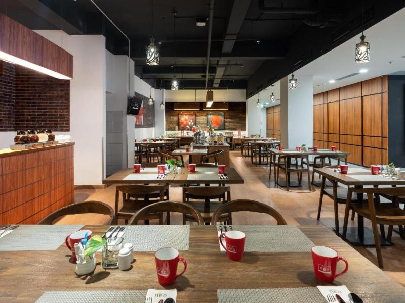 Hotel Neo Gading Solo - Restoran