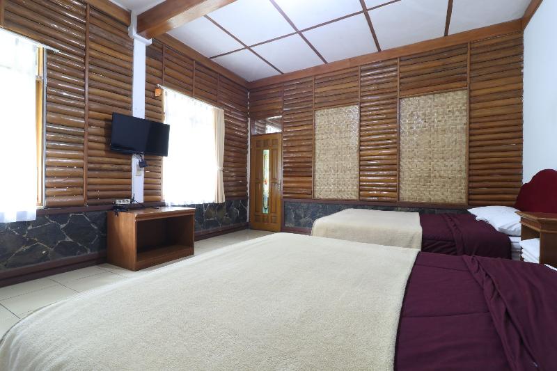 Kampung Pa'go Resort Hotel By Zuzu - Oda