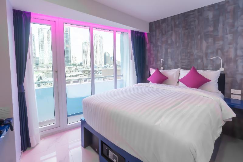 Spark Hotel - Mrt Queen Sirikit - Oda