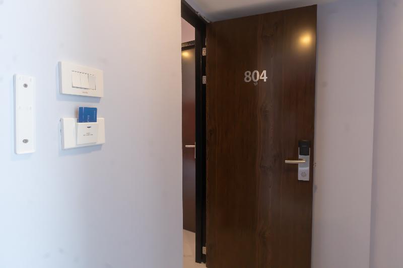 Spark Hotel - Mrt Queen Sirikit - Oda