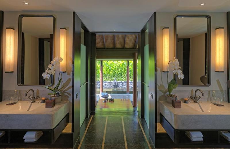 The Legian Seminyak, Bali - Oda