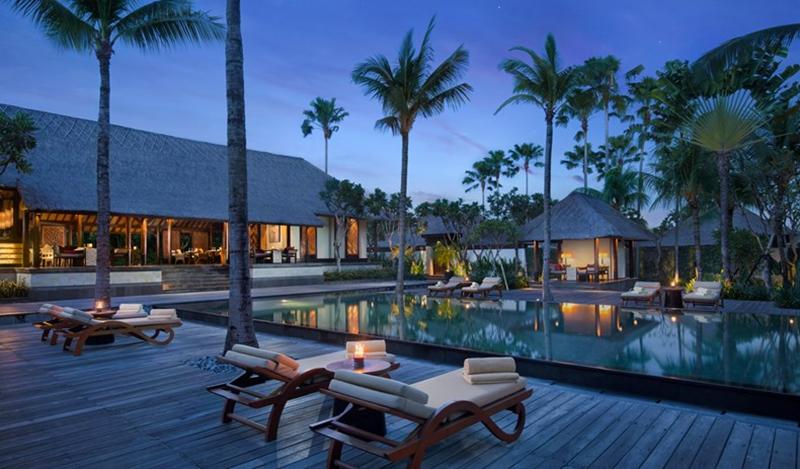 The Legian Seminyak, Bali - Havuz