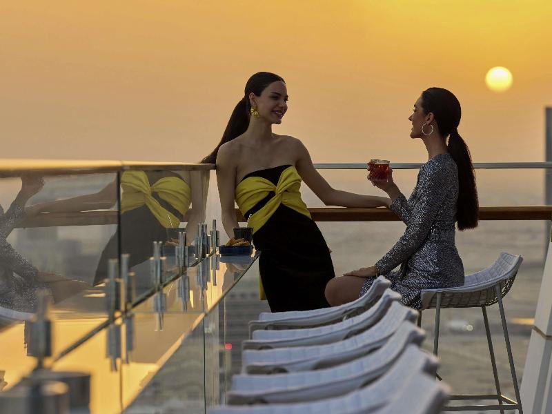 Fairmont Doha - Bar