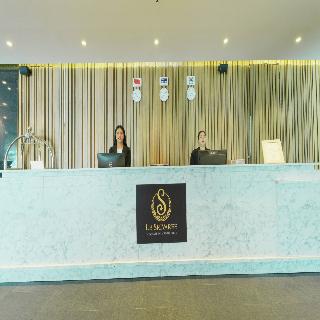 Le Srivaree Suvarnabhumi Airport Hotel fotoÄŸrafÄ±