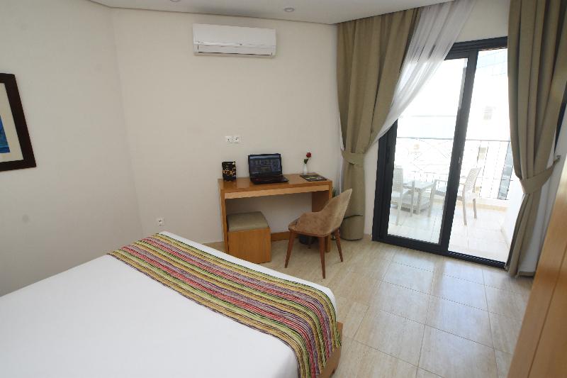 Downtown Tunis Hotel - Oda