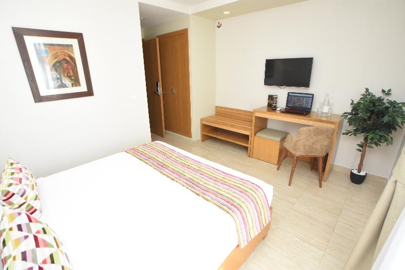 Downtown Tunis Hotel - Oda