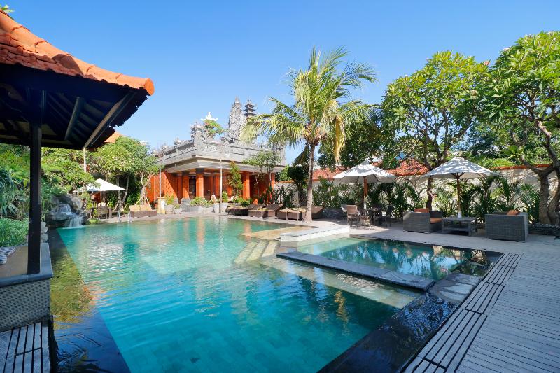 Adi Dharma Hotel Legian - Havuz