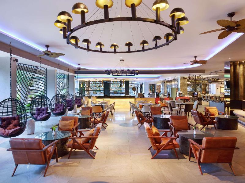 Grand Mercure Bali Seminyak - Bar