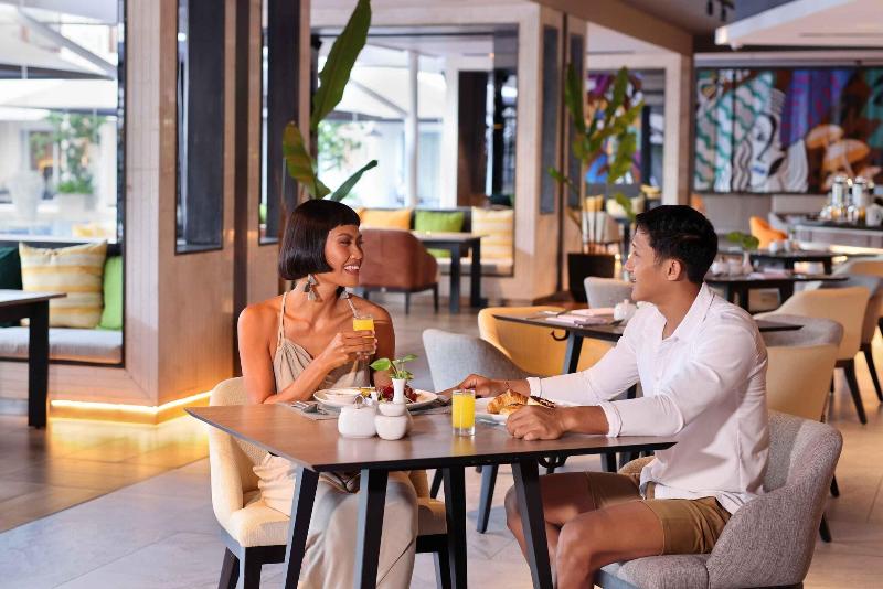 Grand Mercure Bali Seminyak - Restoran