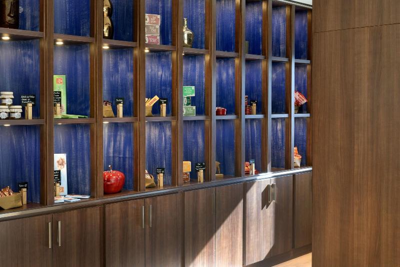 Ac Hotel By Marriott Saint-julien-en-genevois - Genel