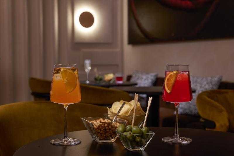 Borghese Contemporary Hotel - Bar